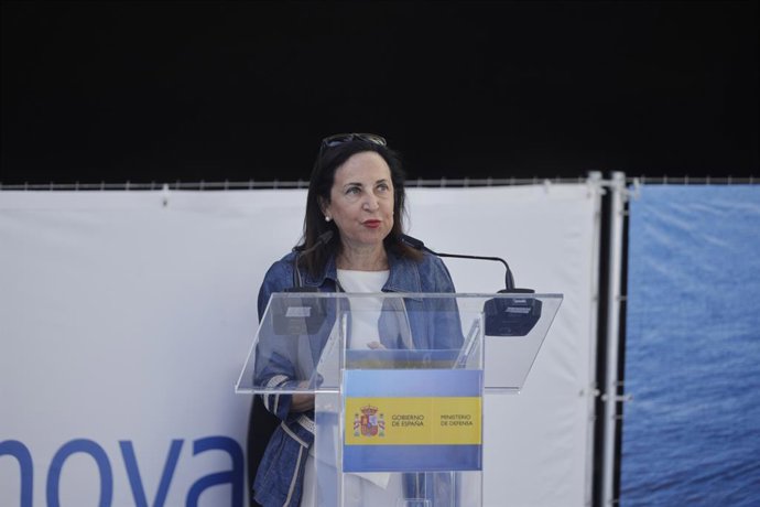 Archivo - Arquivo - A ministra da Defesa, Margarita Robles, durante a cerimônia de lançamento do submarino S-82 'Monturiol', a segunda unidade da série S-80 construída para a Marinha, no estaleiro Navantia, em 3 de outubro de 2025, em Cartagena, Múrcia, E