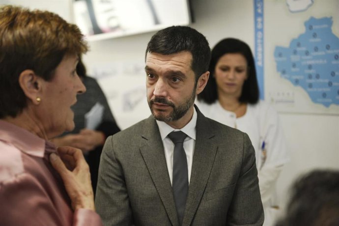 El ministro de Derechos Sociales, Consumo y Agenda 2030, Pablo Bustinduy, en la Roda.