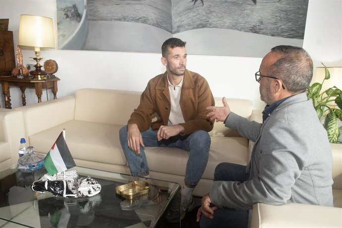 El Gato con Jotas y el presidente de la Diputación de Cáceres, Miguel Ángel Morales