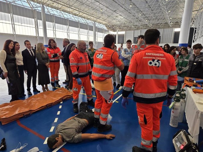 Acciones de la campaña 'Conduce tu futuro' desarrollada en Andújar.