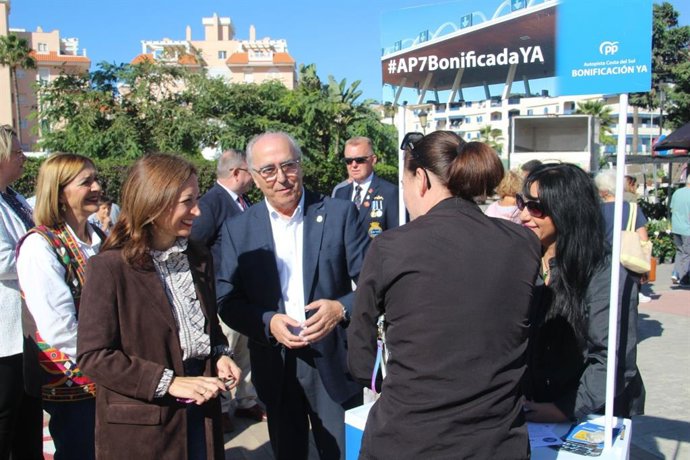La presidenta del PP de Málaga, Patricia Navarro, este viernes en Manilva.