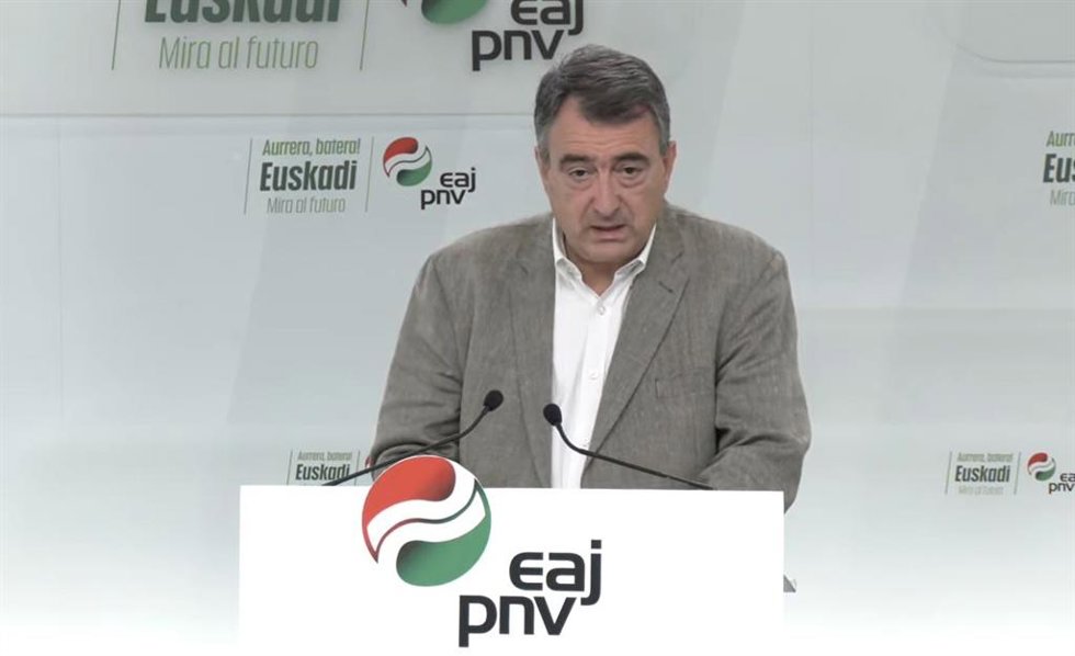 Archivo - El presidente del EBB del PNV, Aitor Esteban.