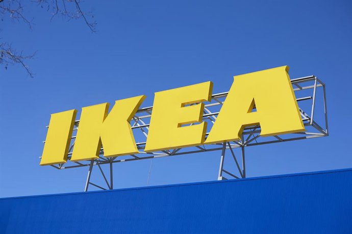 Archivo - Fachada de una tienda de IKEA, a 29 de marzo de 2025, en Madrid (España).