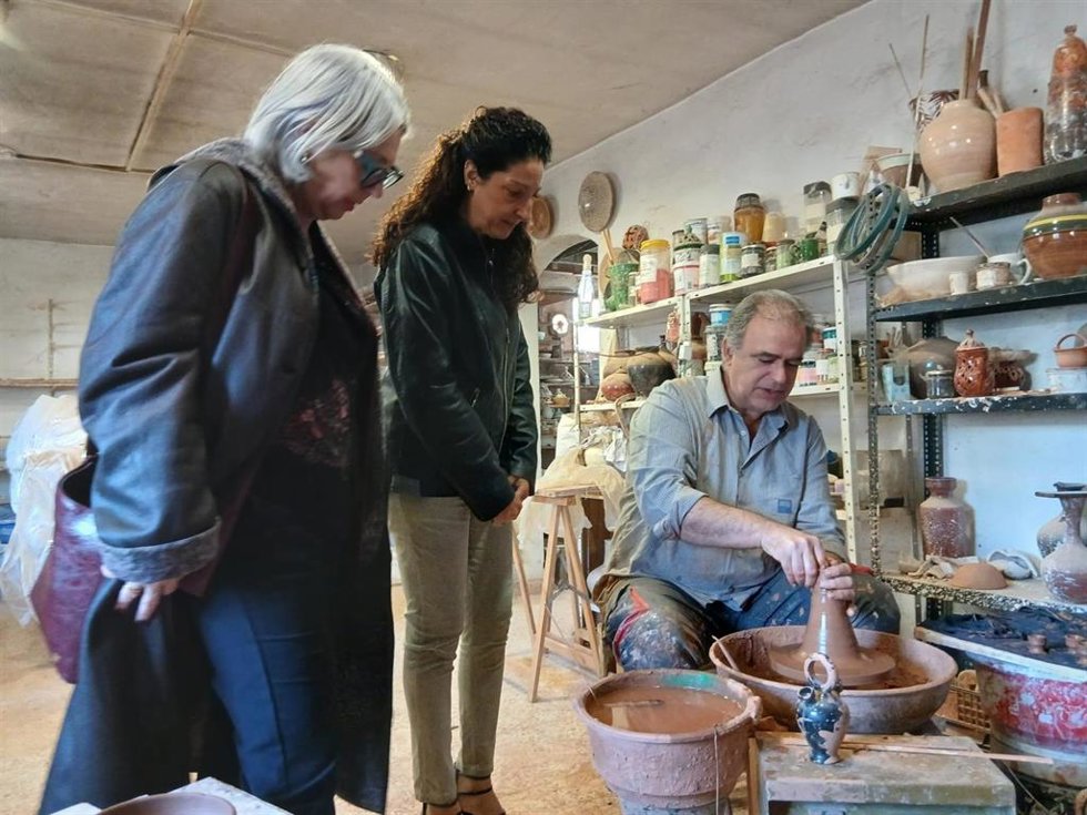 El maestro artesano Alberto Alameda en su taller de Úbeda