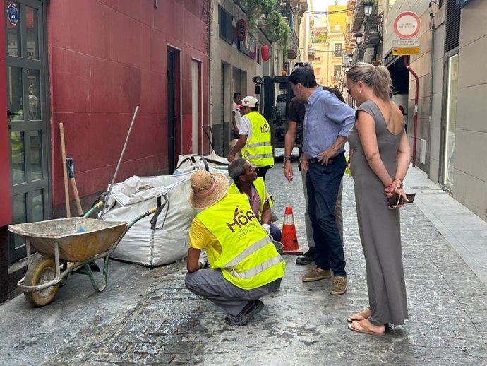 Trabajos de mantenimiento de la red viaria en Alicante