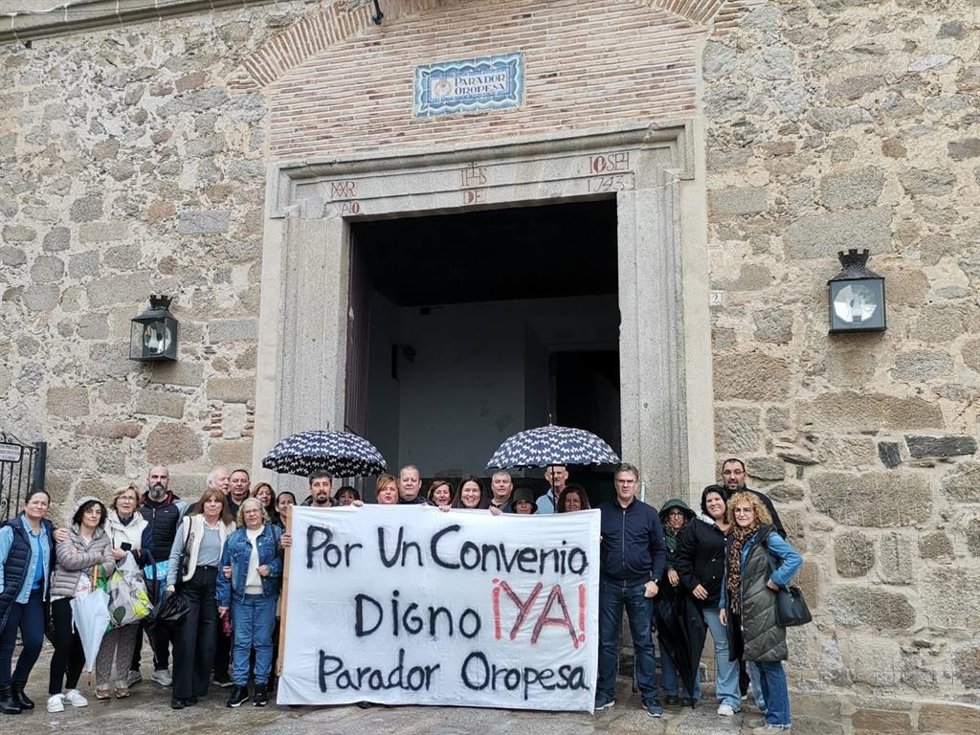 Trabajadores de Paradores vuelven a movilizarse ante la falta de avances de sus reclamaciones.