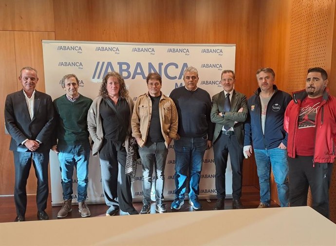 PAbanca renueva su convenio de colaboración con las principales cofradías del sur de Galicia