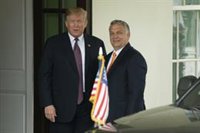 Trump pide a la UE que respete a Orbán porque "tiene razón" en sus políticas contra la migración