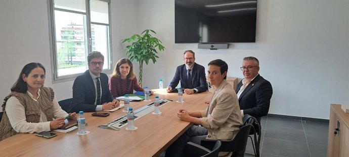 (Desde Izda.) Granados, Copé, Botella, Molina Ruiz Y Campillos, En La Reunión De Trabajo Celebrada En La Delegación Del Gobierno Andaluz.