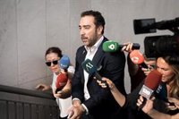 Koldo entregó a Ábalos la autorización de Sanidad de la empresa de los socios de Aldama: "El pollo está en el horno"