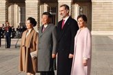 Foto: Los Reyes emprenden viaje a China en su primera visita de Estado al gigante asiático
