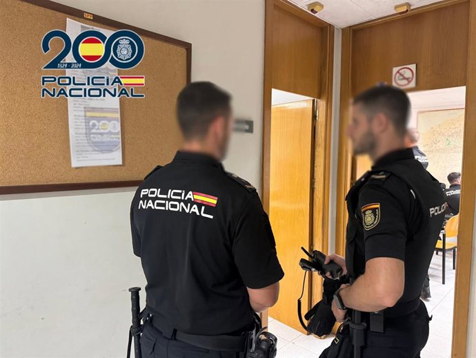 Agentes de la Policía Nacional