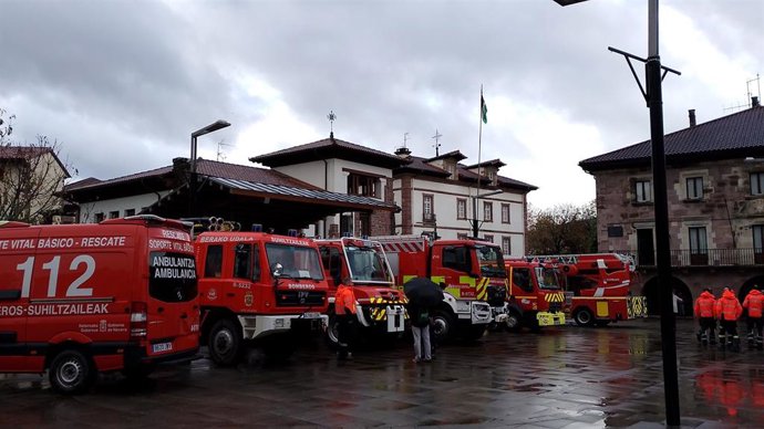 Imagen de la jornada celebrada en Elizondo Servicio de Bomberos de Navarra, denominada ‘Ninonino Eguna’, en la que se ha mostrado a la ciudadanía cómo actuar ante posibles emergencias.