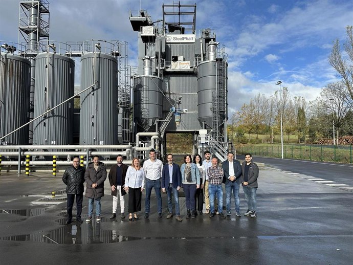 Visita de Hurtado a Steelphlat Euskadi