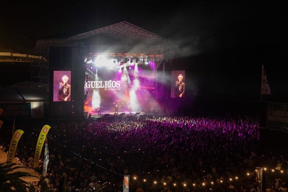 Festival Arena Negra (Fuerteventura) reúne a unas 17.000 personas en su primera noche