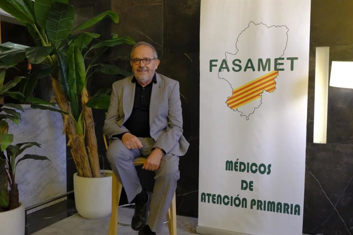 El profesor invitado del grado de Ingeniería Bio-Médica de la Universidad Pompeu Fabra ,Javier Colás, en el  38º Congreso Aragonés de Atención Primaria.