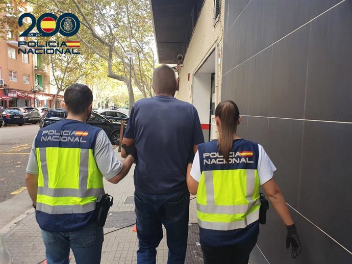 Detenido un hombre por ofrecer dinero a menores a cambio de mantener prácticas sexuales en Palma