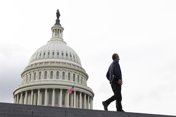 Imagen de archivo del Capitolio de EEUU durante el cierre del Gobierno en 2025 