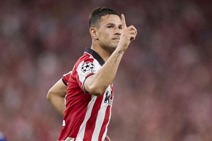 Gorka Guruzeta of Athletic Club celebrates after scoring the team's first goal during the UEFA Champions League 2025-26 League Phase MD3 match between Athletic Club and Qarabag FK at San Mames on October 22, 2025, in Bilbao, Spain.