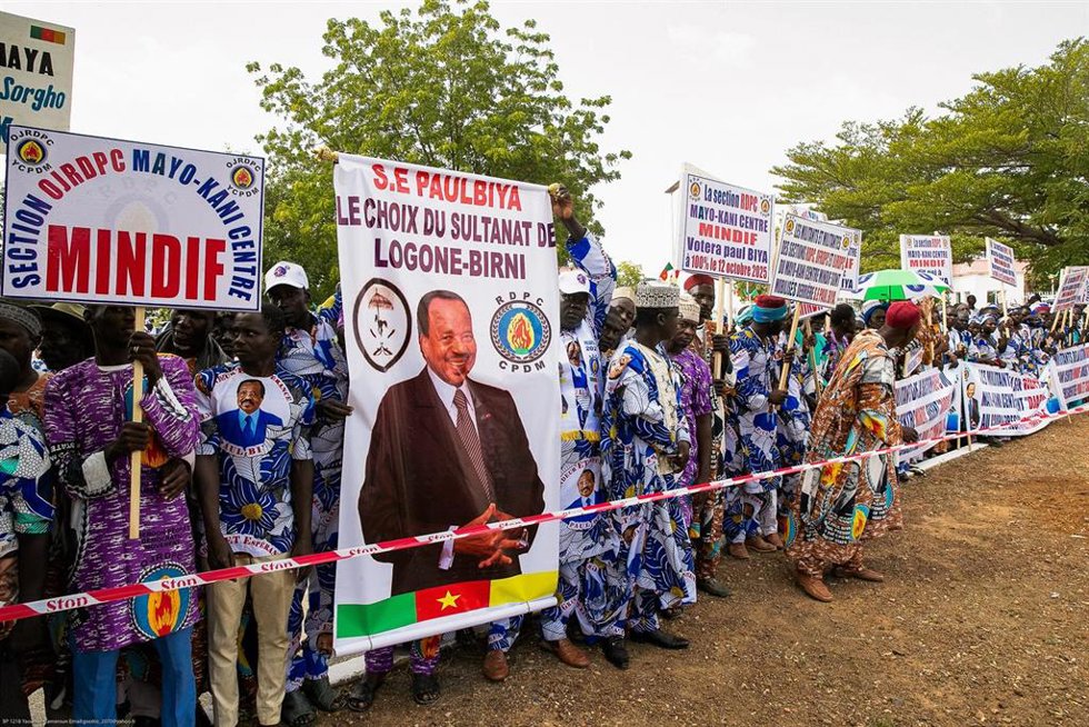 Archivo - Partidarios del presidente de Camerún, Paul Biya 