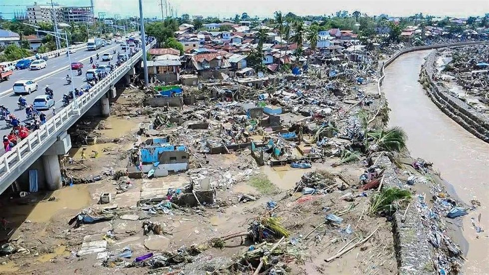 Declarado el estado de calamidad en Filipinas al paso del tifón 'Kalmaegi'