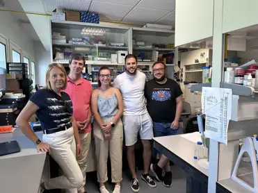 Equipo de investigación de las universidades de Jaén, Málaga y Granada, la Fundación Medina de Granada, el Centro Nacional de Investigaciones Cardiovasculares y el Centro de investigación Biomédica en Red de Enfermedades Cardiovasculares