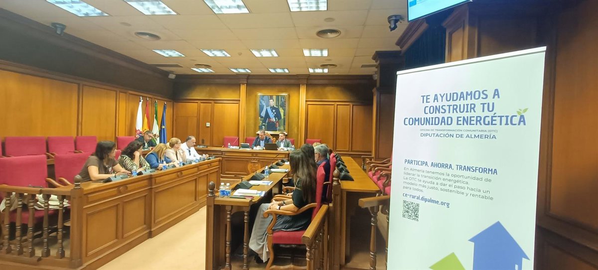 La Diputación de Almería acerca a los alcaldes el potencial del modelo de comunidades energéticas