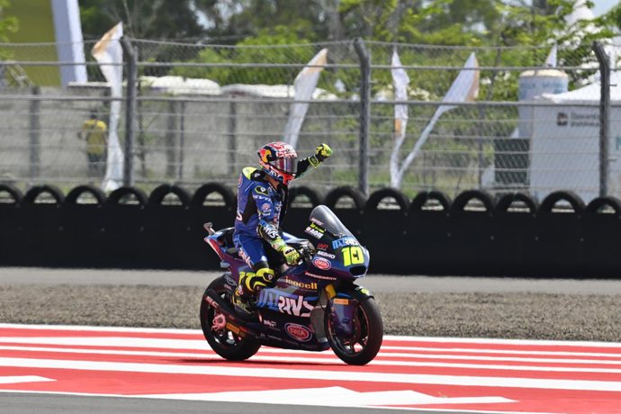 Archivo - 10 MOREIRA Diogo (bra), Italtrans Racing Team, Kalex Moto2, em ação durante o 2025 Moto2 Grand Prix of Indonesia no circuito de Mandalika, de 3 a 5 de outubro, em West Nusa Tenggara, Indonésia - Photo Studio Milagro / DPPI