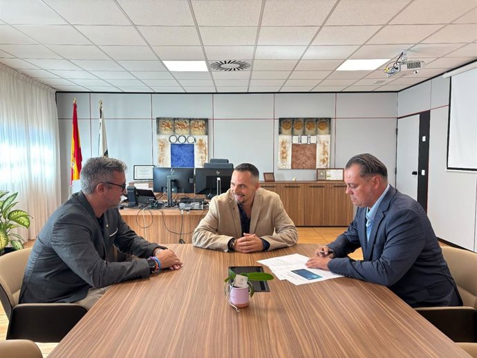 El Instituto Médico Tinerfeño se adhiere a la Estrategia Salud Zer0 Emisiones del Servicio Canario de la Salud