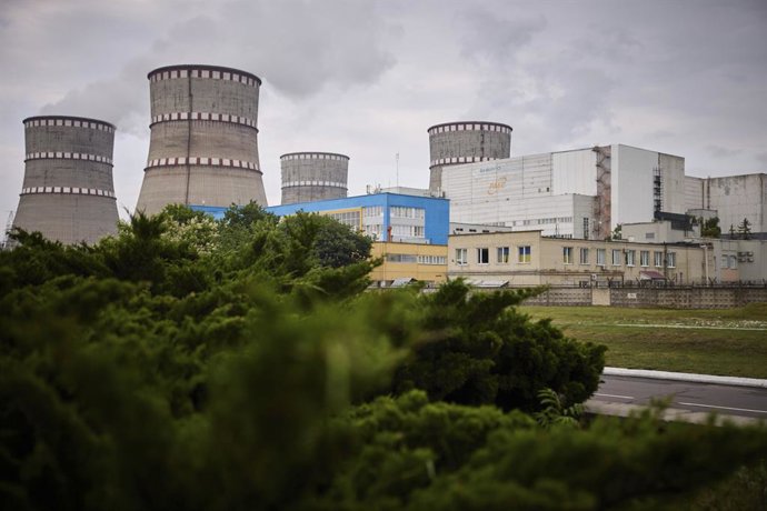 Archivo - 1º de julho de 2023, Varash, Rivne Oblast, Ucrânia: Usina nuclear civil ucraniana de Rivne, em 1º de julho de 2023, em Varash, Rivne Oblast, Ucrânia. Volodymyr Zelenskyy visitou a usina e alertou que a Rússia está planejando causar um acidente n