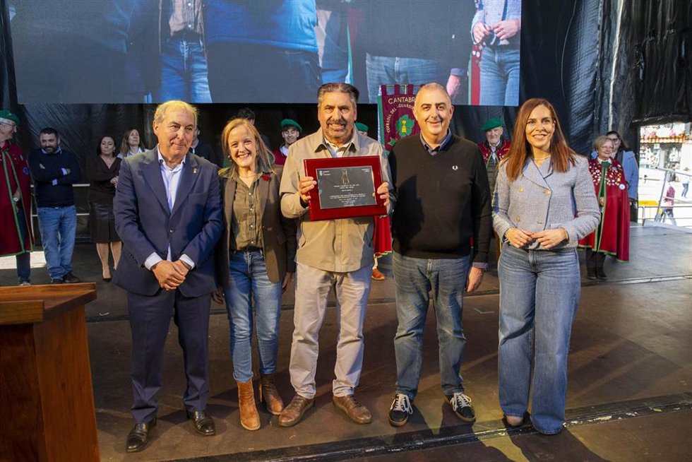 Sierra del Oso gana la Alquitara de Oro al Mejor Orujo del Año
