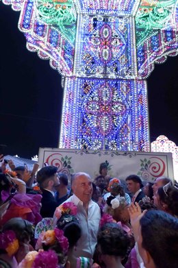 Archivo - El alcalde de Algeciras en la inauguración del alumbrado navideño de 2023.