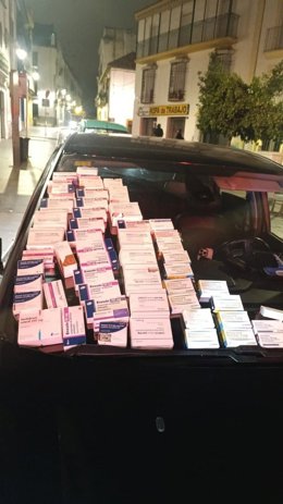 Los antidepresivos incautados en la calle Alfaros de Córdoba por parte de la Policía Local.