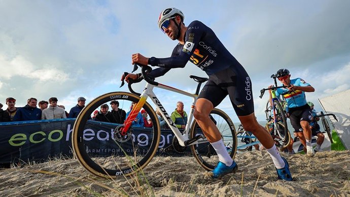 El español Felipe Orts, noveno en el Europeo de Ciclocross de Middelkerke