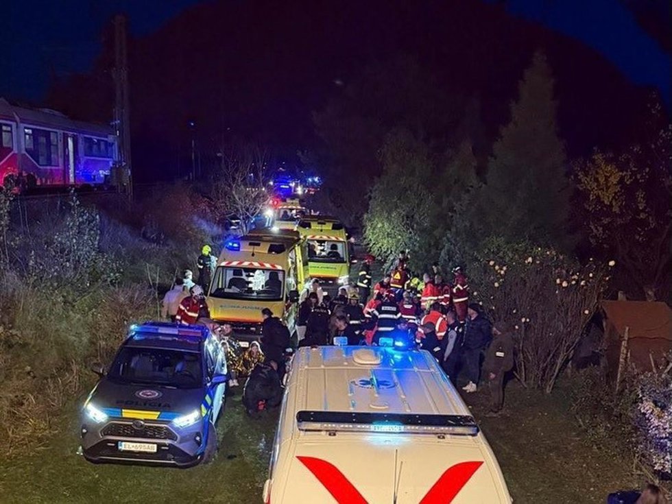 Colisión de trenes en el suroeste de Eslovaquia, a 9 de noviembre de 2025