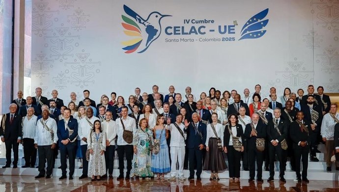 Dirigentes de la UE y la CELAC reunidos en Santa Marta, Colombia