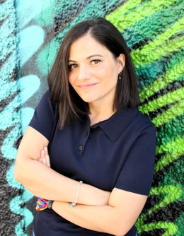 La periodista Miriam Ruiz publica su primer libro, 'Cuerpos Asesinos. Enfermar en la era del bienestar'.