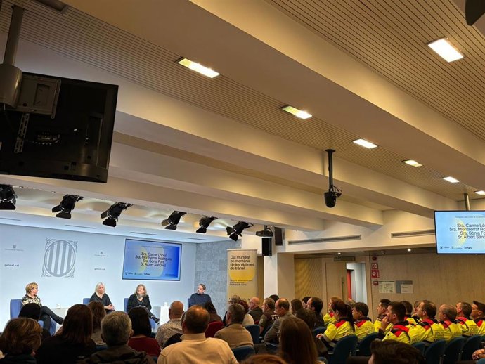 Jornada organizada por el Servei Català de Trànsit (SCT) y el Departamento en conmemoración del Día mundial en memoria de las víctimas de tráfico