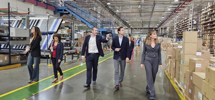 El ICOF de Málaga conoce el modelo de distribución de Hefame