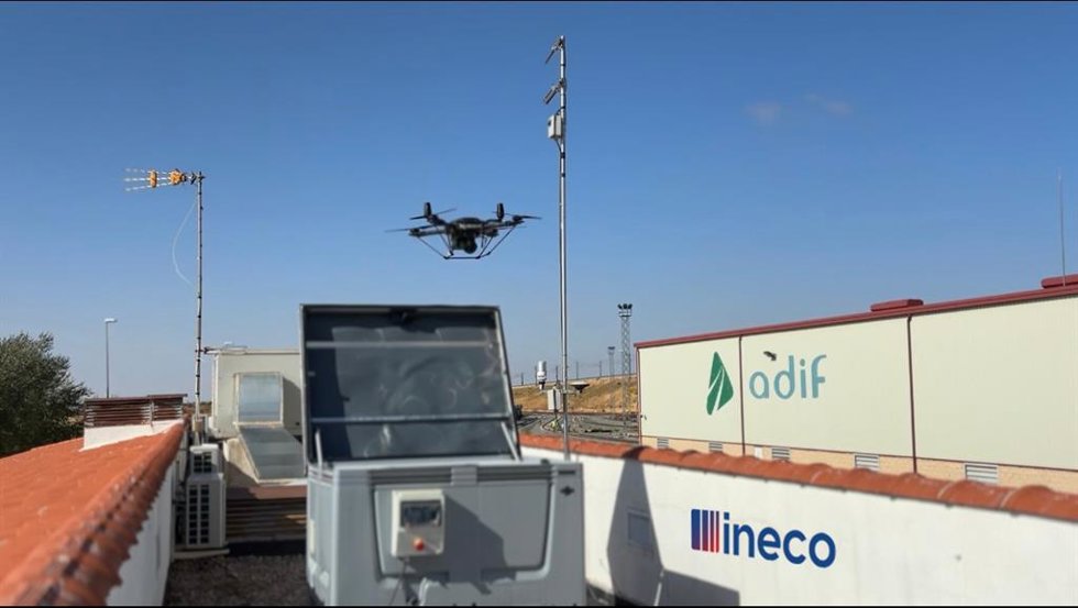 Ineco, primera entidad autorizada en España para operar 'drones-nido' en inspección ferroviaria