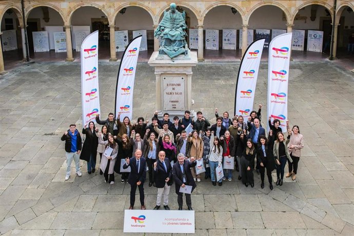 Becarios de TotalEnergies.