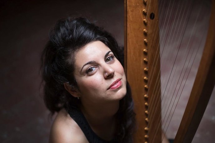 La artista Sara Águeda