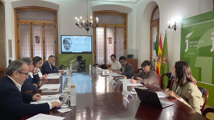 Reunión del Patronato dela Fundación Miguel Hernández