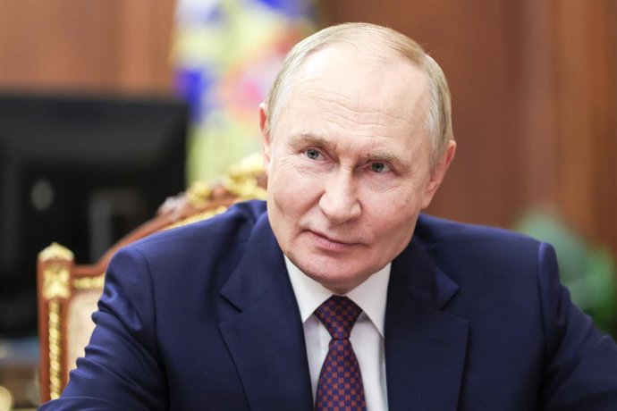 O presidente russo Vladimir Putin durante uma reunião no Kremlin, em Moscou.