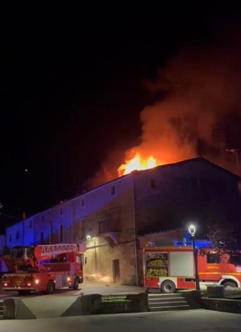 Un incendio en una casa de Villasbuenas de Gata (Cáceres) caua grandes daños materiales