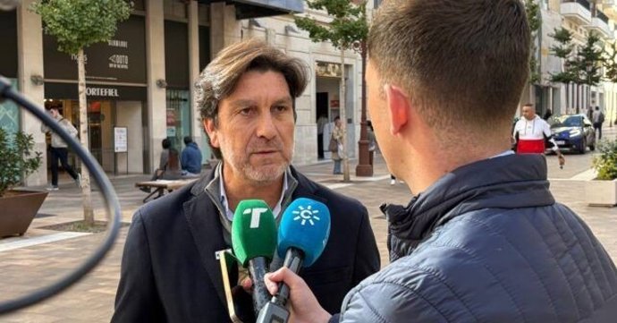 El portavoz de la Ejecutiva Provincial del PSOE de Huelva y parlamentario andaluz, Enrique Gaviño.