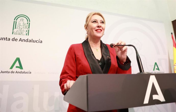 La consejera de Economía y portavoz del Gobierno andaluz, Carolina España, este lunes en la rueda de prensa posterior a la reunión semanal del Consejo de Gobierno.