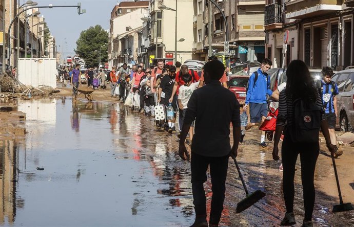 Archivo - Imagen de la pedanía de La Torre, en la ciudad de València, tras la dana del 29 de octubre de 2024. 