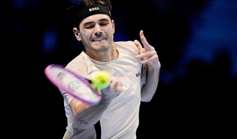 Tenis