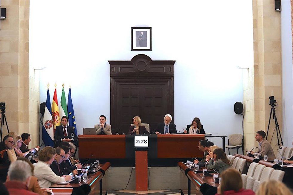 Pleno del Ayuntamiento de Jerez de la Frontera (Cádiz) celebrado este lunes en el Ayuntamiento.